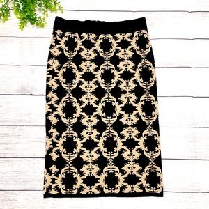 🔥7 Avenue midi pencil stretch Skirt zip print  size M
